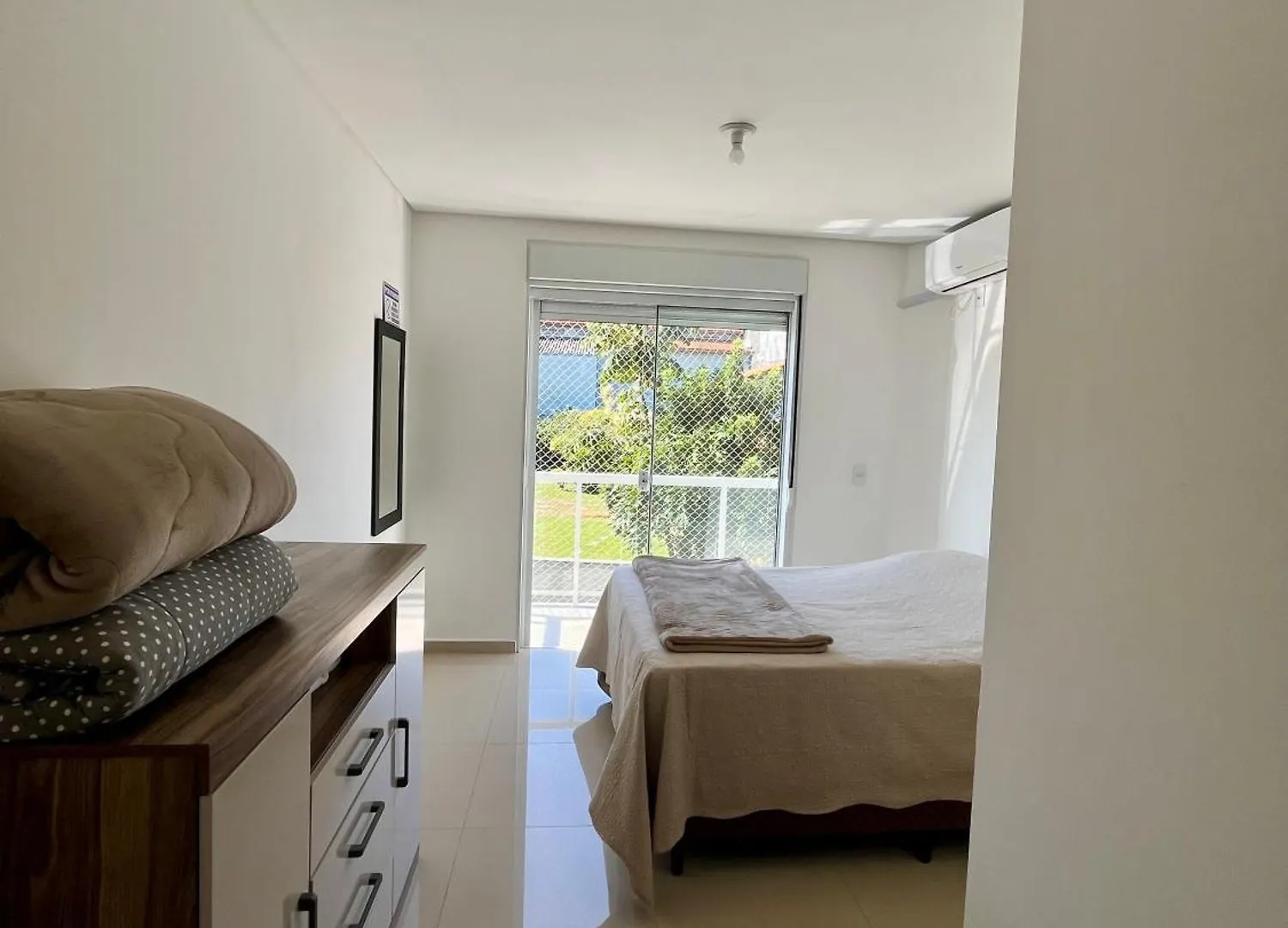 Casa Prox. A Praia Do Campeche Florianópolis